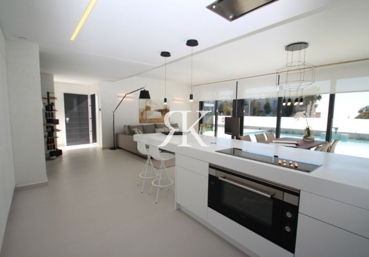 Neubau - villa - Orihuela Costa - Campoamor