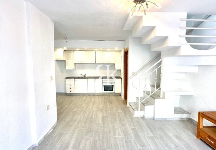 Wiederverkauf - town house - Torrevieja - Carrefour