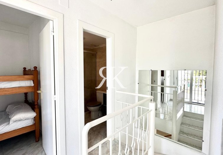 Wiederverkauf - town house - Torrevieja - Carrefour