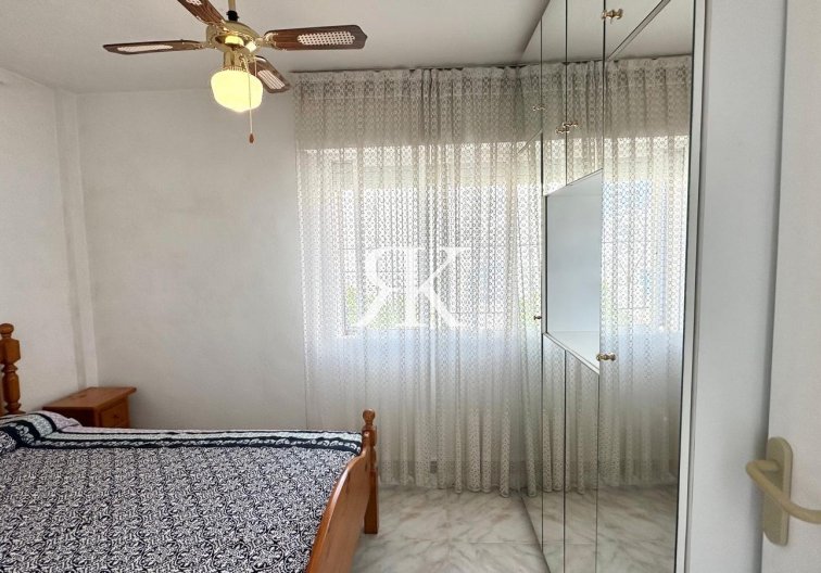 Wiederverkauf - town house - Torrevieja - Carrefour