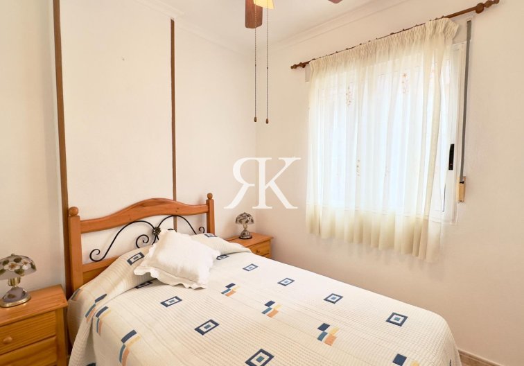 Wiederverkauf - Wohnung - Torrevieja - Centro