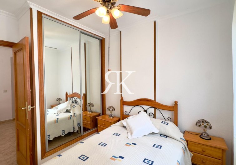 Wiederverkauf - Wohnung - Torrevieja - Centro