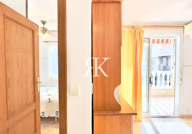 Wiederverkauf - Wohnung - Torrevieja - Centro