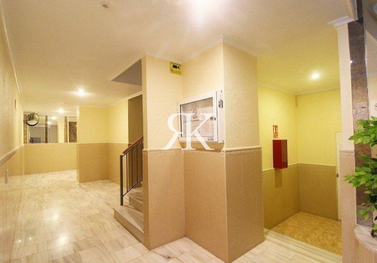 Herverkoop - Appartement - Torrevieja - Playa del Cura