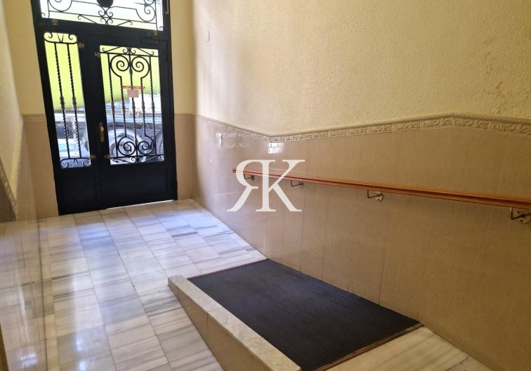 Herverkoop - Appartement - Torrevieja - Playa del Cura