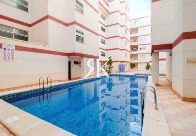 Revente - Appartement - Torrevieja - Centro