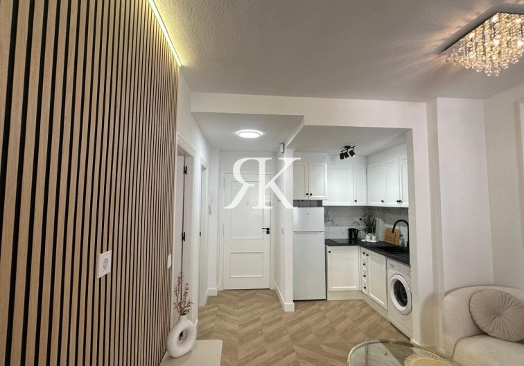 Herverkoop - Appartement - Torrevieja - Centro