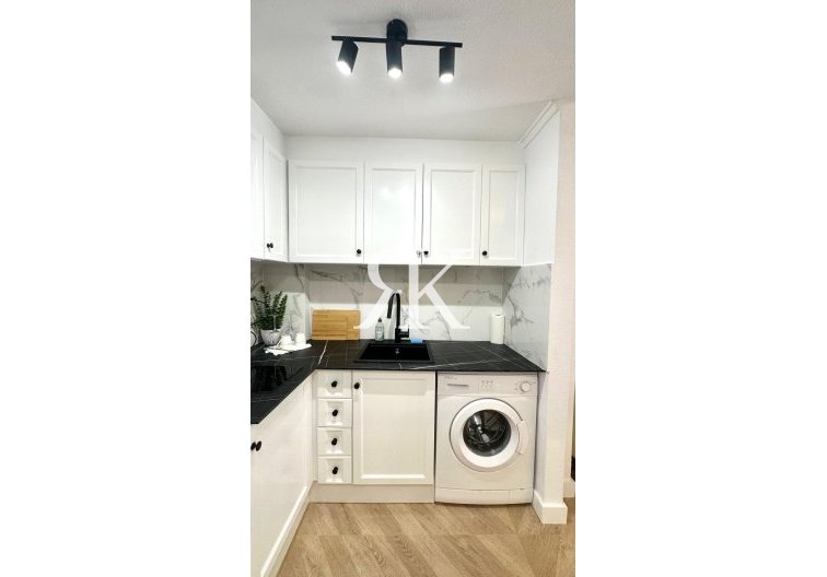 Herverkoop - Appartement - Torrevieja - Centro