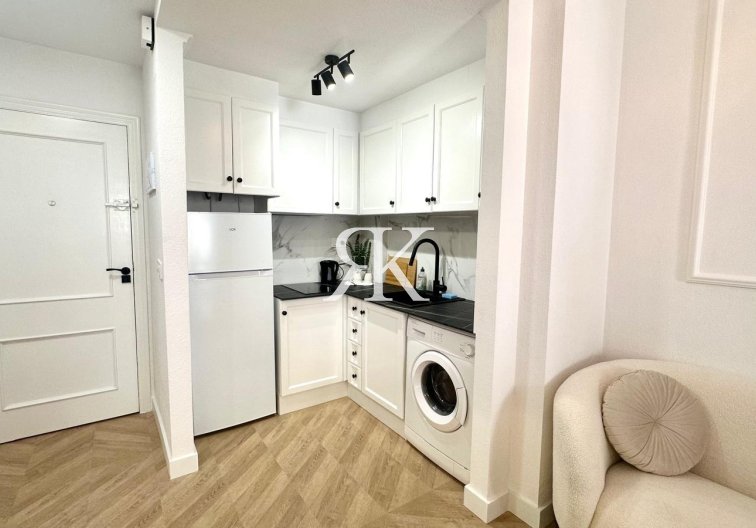 Herverkoop - Appartement - Torrevieja - Centro