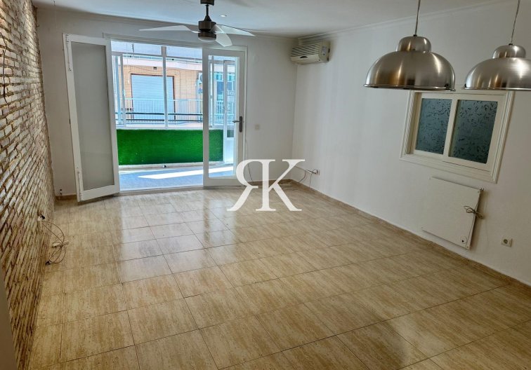 Segunda mano - Apartamento  - Torrevieja - El Acequión - Los Náufragos