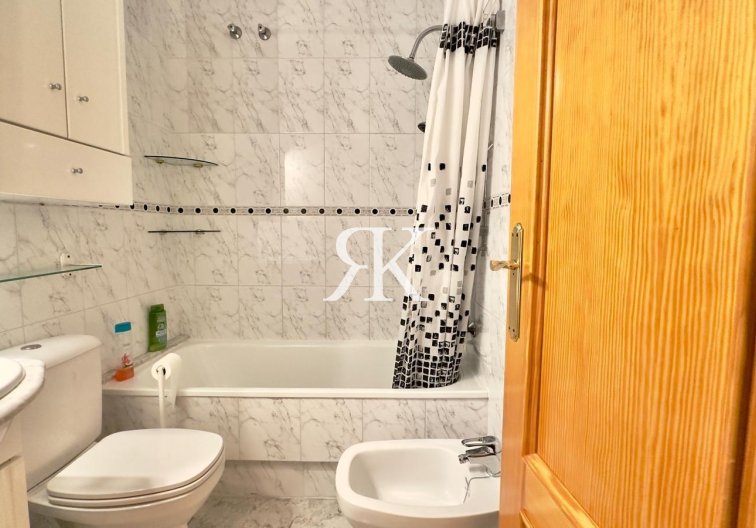 Herverkoop - Appartement - Torrevieja - La Mata Pueblo