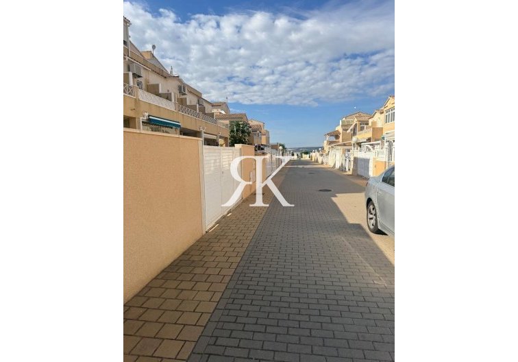 Herverkoop - Duplex - Torrevieja - Torretas