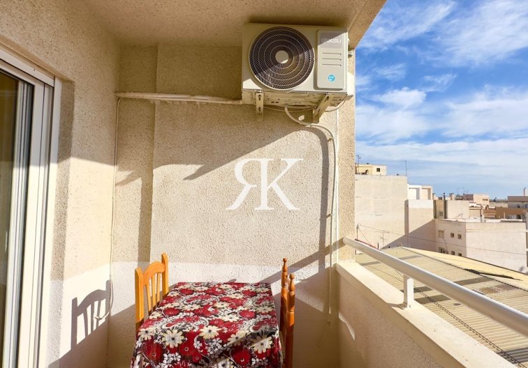 Revente - Appartement - Torrevieja - Centro