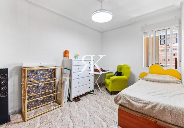 Revente - Appartement - Torrevieja - Centro