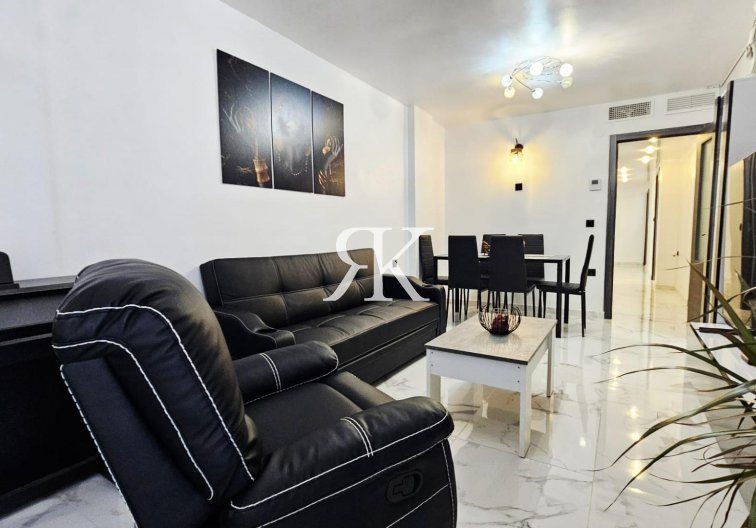 Resale - Apartment - Torrevieja - Acequion