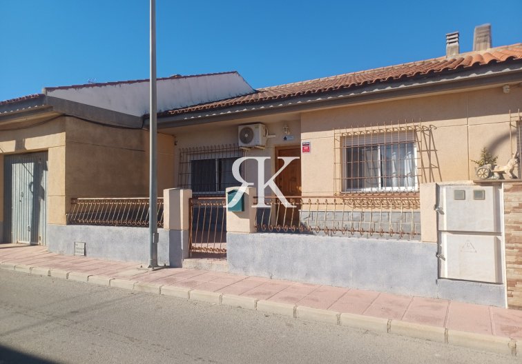 Revente - town house - Roldan - Inland