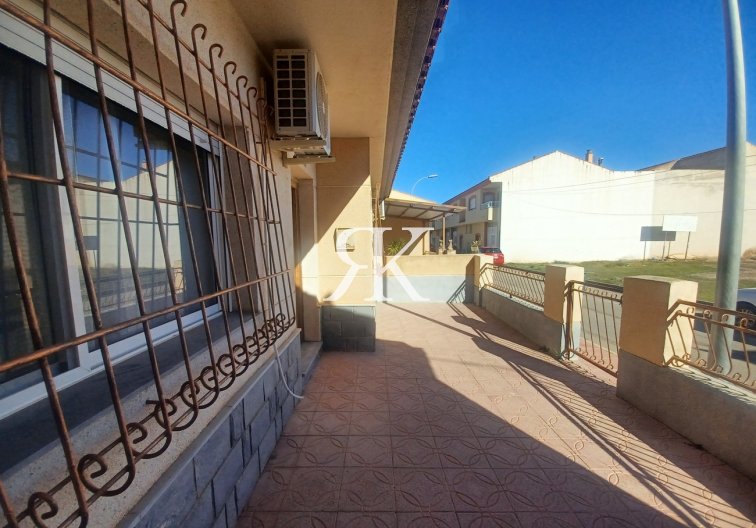 Revente - town house - Roldan - Inland