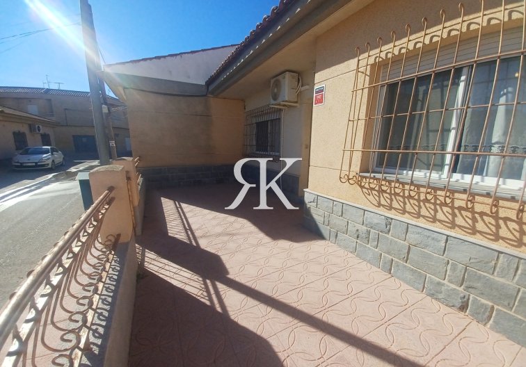 Revente - town house - Roldan - Inland