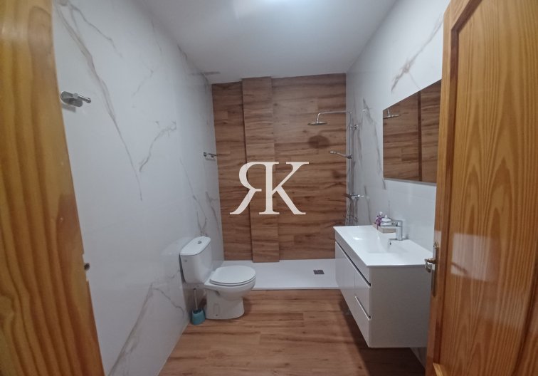 Revente - town house - Roldan - Inland