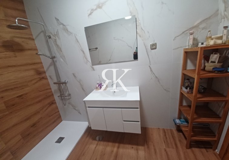 Revente - town house - Roldan - Inland