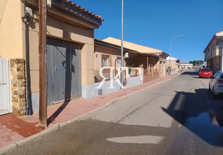 Revente - town house - Roldan - Inland