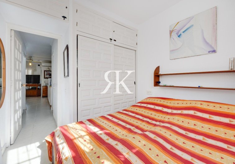 Revente - villa - Torrevieja - Calas Blanca