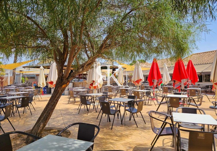 Revente - villa - Torrevieja - Calas Blanca