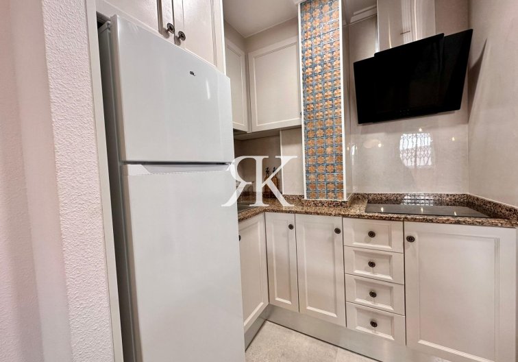 Herverkoop - Appartement - Torrevieja - Centro