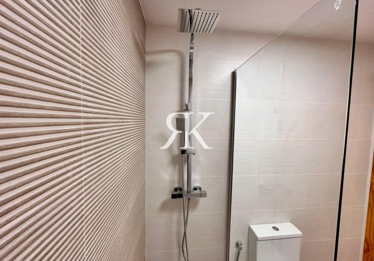 Herverkoop - Appartement - Torrevieja - Centro