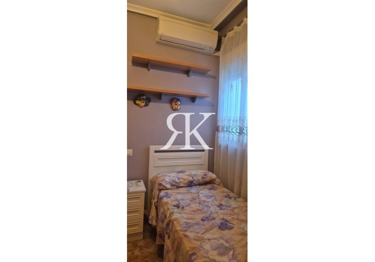 Segunda mano - Apartamento  - Torrevieja - La Mata Pueblo