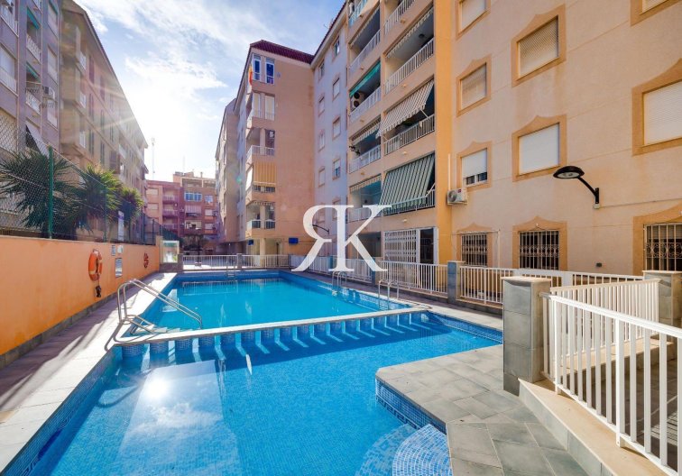 Revente - Appartement - Torrevieja - Acequion