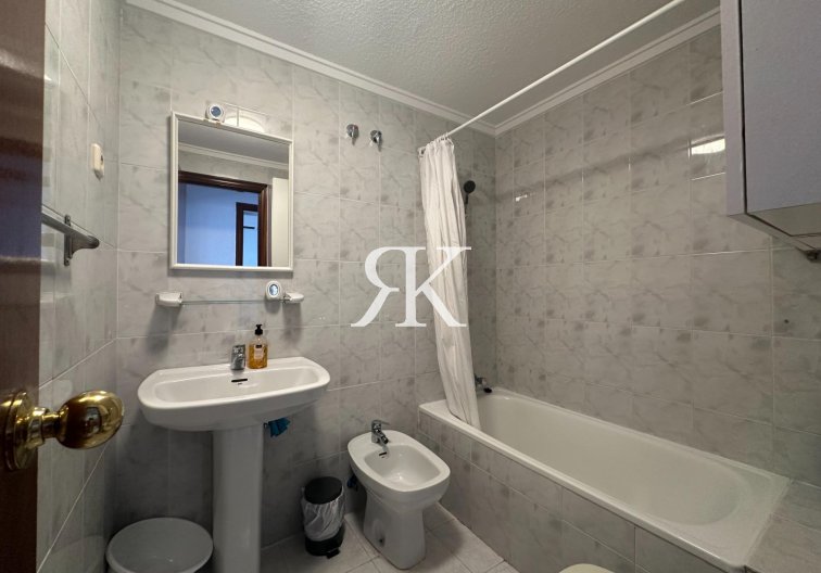 Revente - Appartement - Torrevieja - Centro