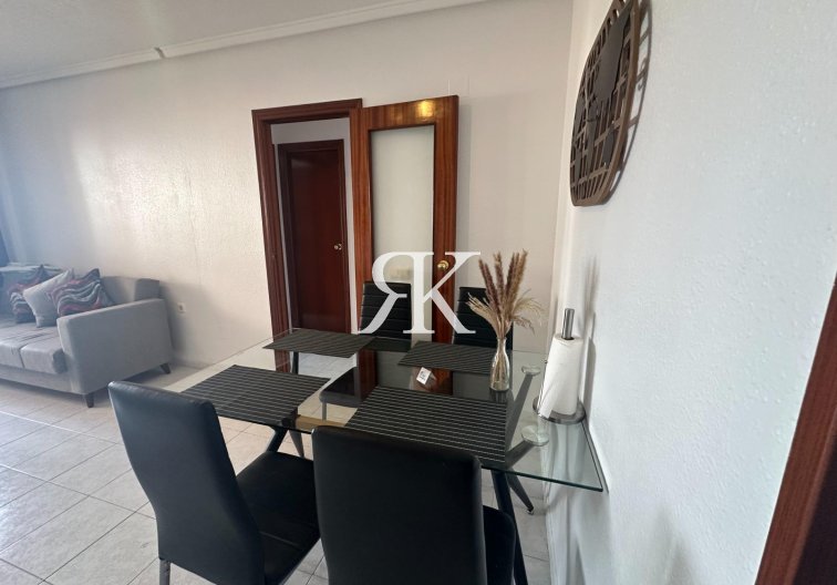 Revente - Appartement - Torrevieja - Centro