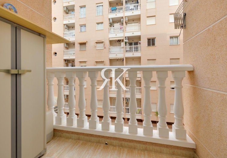 Herverkoop - Appartement - Torrevieja - Centro