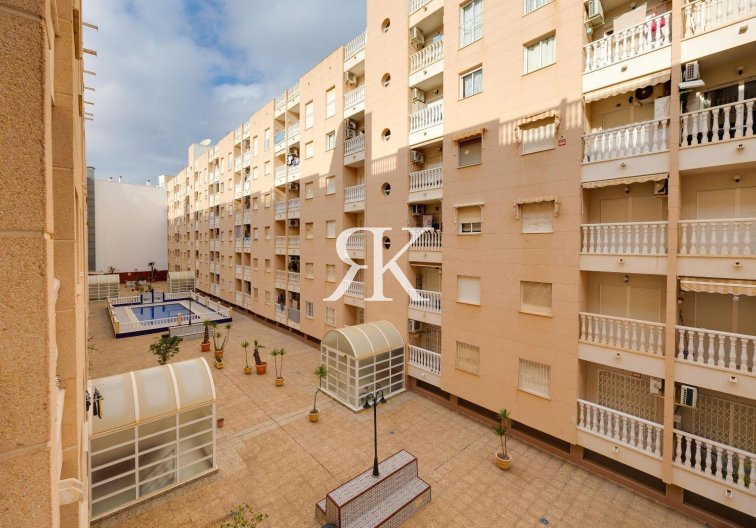 Herverkoop - Appartement - Torrevieja - Centro