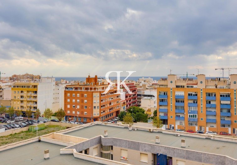 Herverkoop - Appartement - Torrevieja - Centro