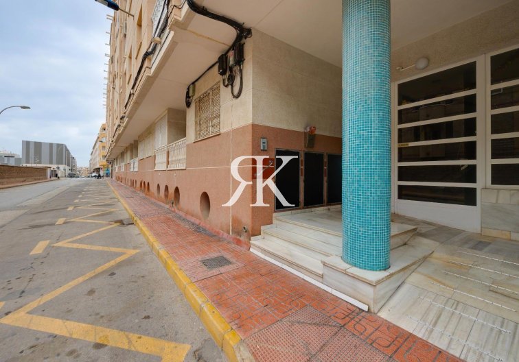 Herverkoop - Appartement - Torrevieja - Centro