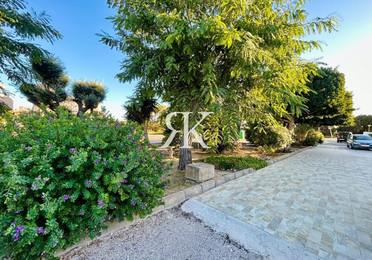 Wiederverkauf - town house - Torrevieja - Costa Blanca