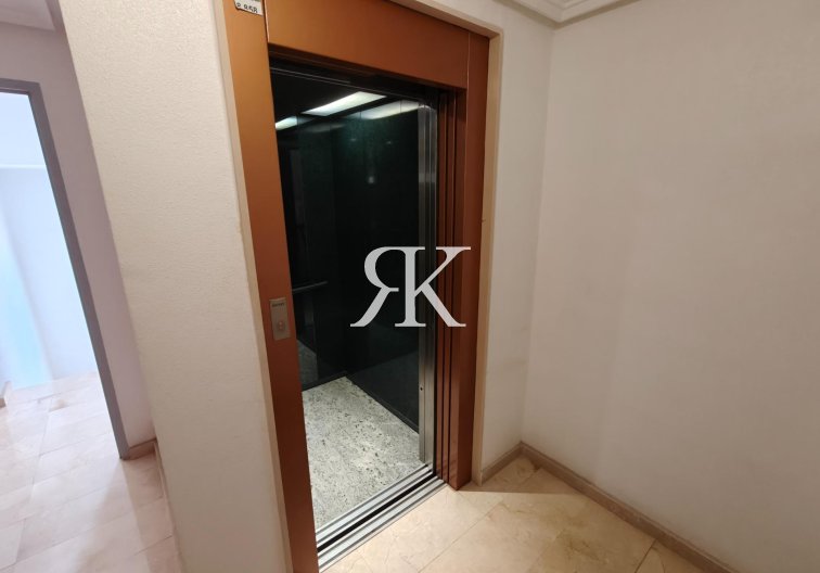 Revente - Appartement - Torrevieja - Playa del Cura