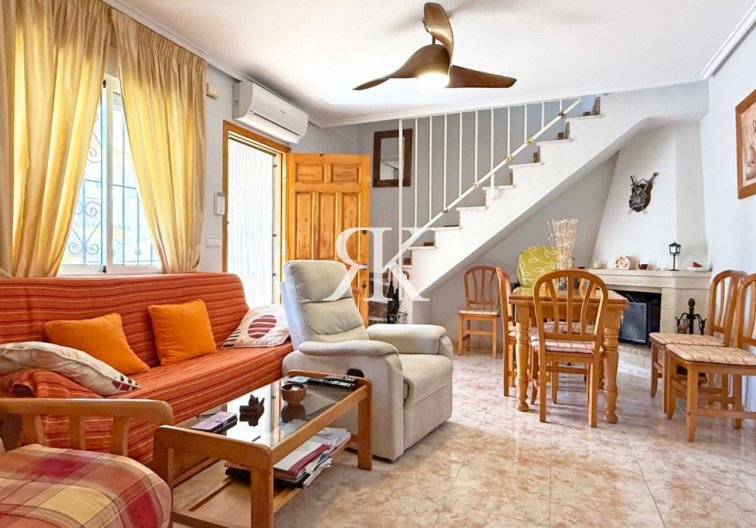 Wiederverkauf - town house - Orihuela Costa - Costa Blanca