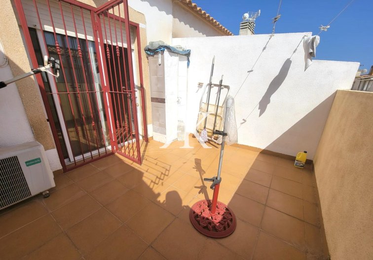 Wiederverkauf - town house - Orihuela Costa - Playa Flamenca