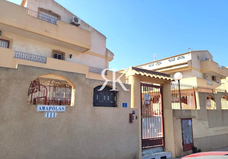 Wiederverkauf - town house - Orihuela Costa - Playa Flamenca