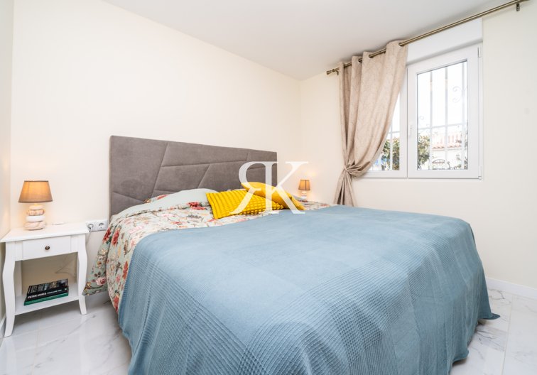 Herverkoop - Bungalow - Torrevieja - Torretas