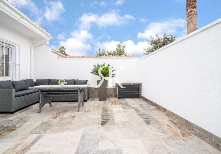 Herverkoop - Bungalow - Torrevieja - Torretas