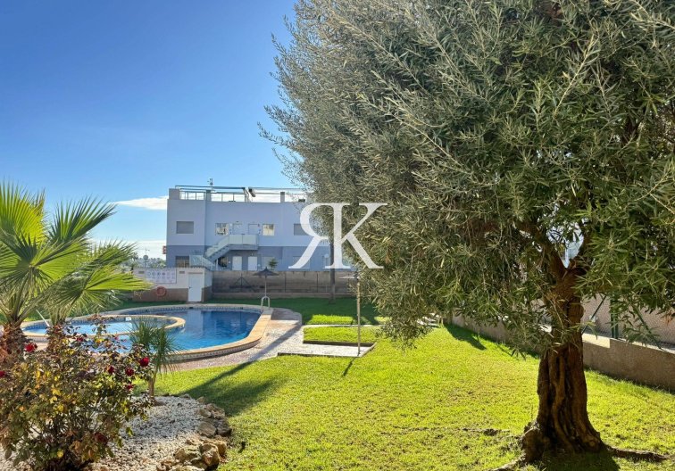 Herverkoop - Duplex - Orihuela - Los Balcones Y Los Altos