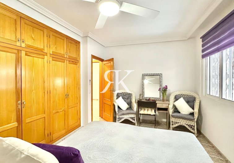 Herverkoop - Appartement - Torrevieja - Centro