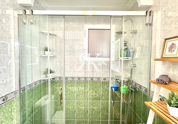 Herverkoop - Appartement - Torrevieja - Centro