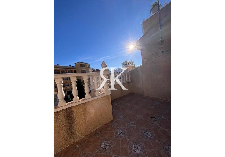 Resale - town house - Villamartin - Costa Blanca