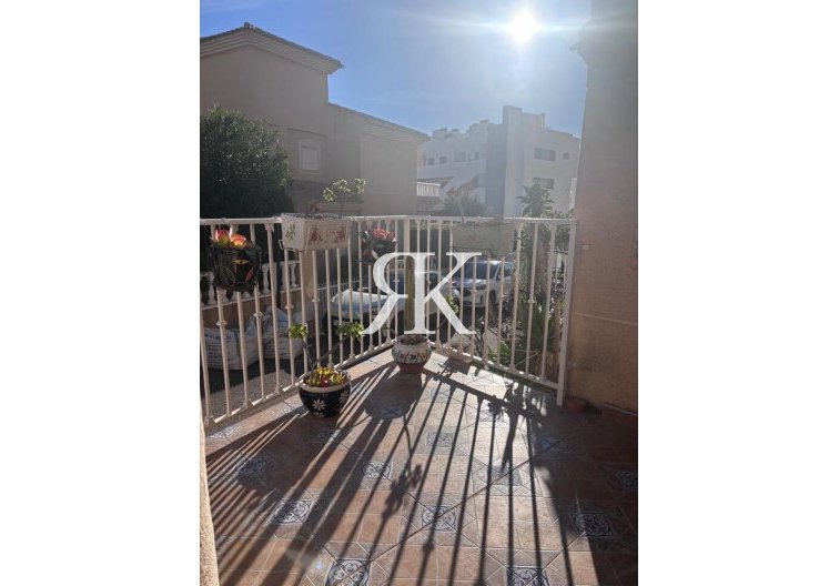 Resale - town house - Villamartin - Costa Blanca