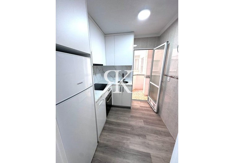 Herverkoop - Appartement - Torrevieja - Centro - Muelle Pesquero